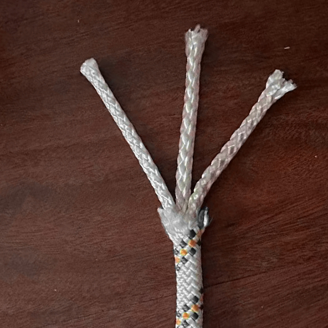 靜態(tài)繩 三股內(nèi)芯.jpg